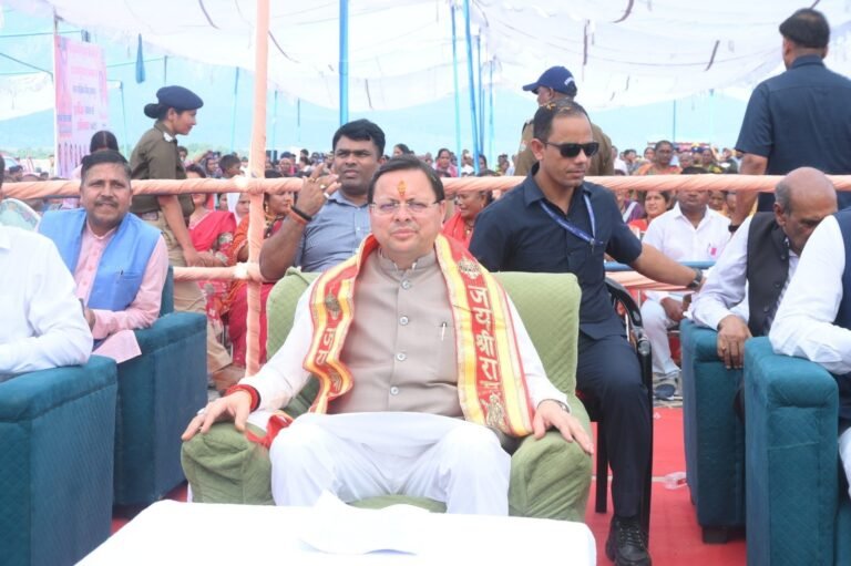 टनकपुर दौरे पर मुख्यमंत्री धामी ने जनता के कल्याण और विकास के प्रति दोहराई प्रतिबद्धता